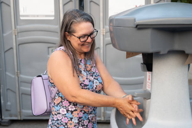Best Porta potty rental for outdoor events  in Benton, TN